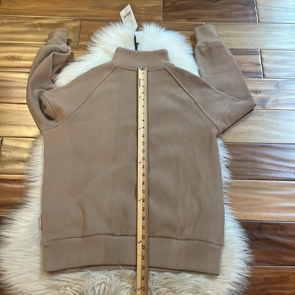 NEW VARLEY rhea half-zip sweat in stucco Sz XS - Picture 7 of 10